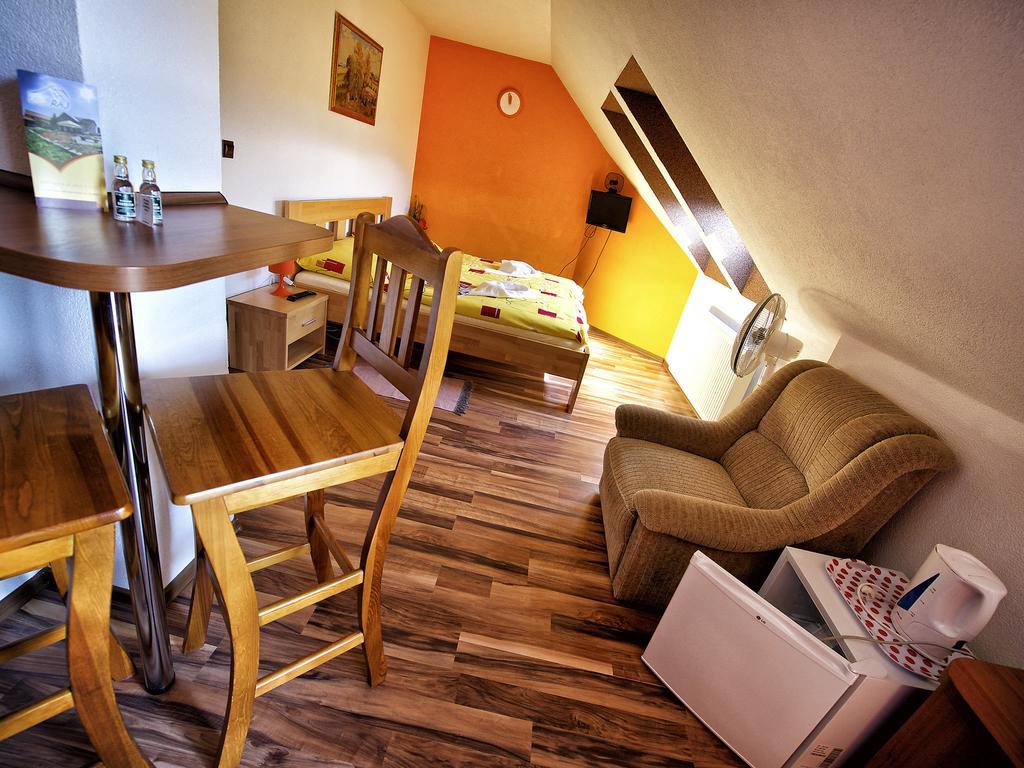 Villa Raj Hrabušice 部屋 写真